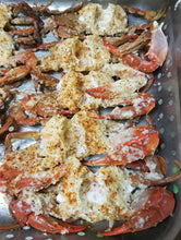 Load image into Gallery viewer, Garlic Blue Crab by the Bushel
